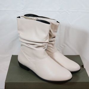 Brand New Comfortview Women's Wide Width Madison Boots